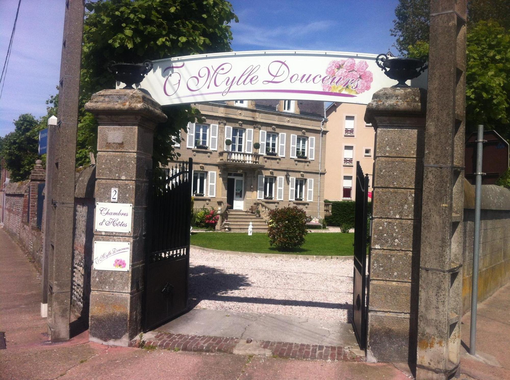 르크로토이 O Mylle Douceurs B&B 외부 사진